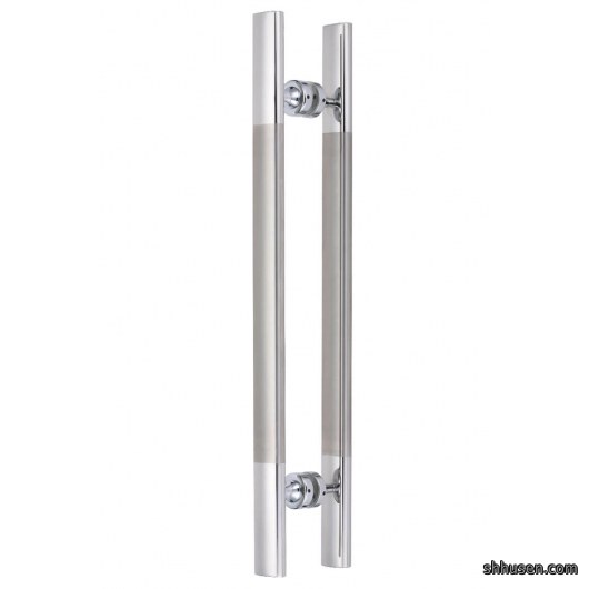 D13